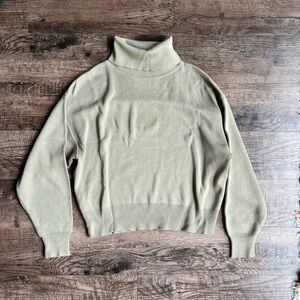 Obermeyer  Women's Turtleneck Ski Sweater